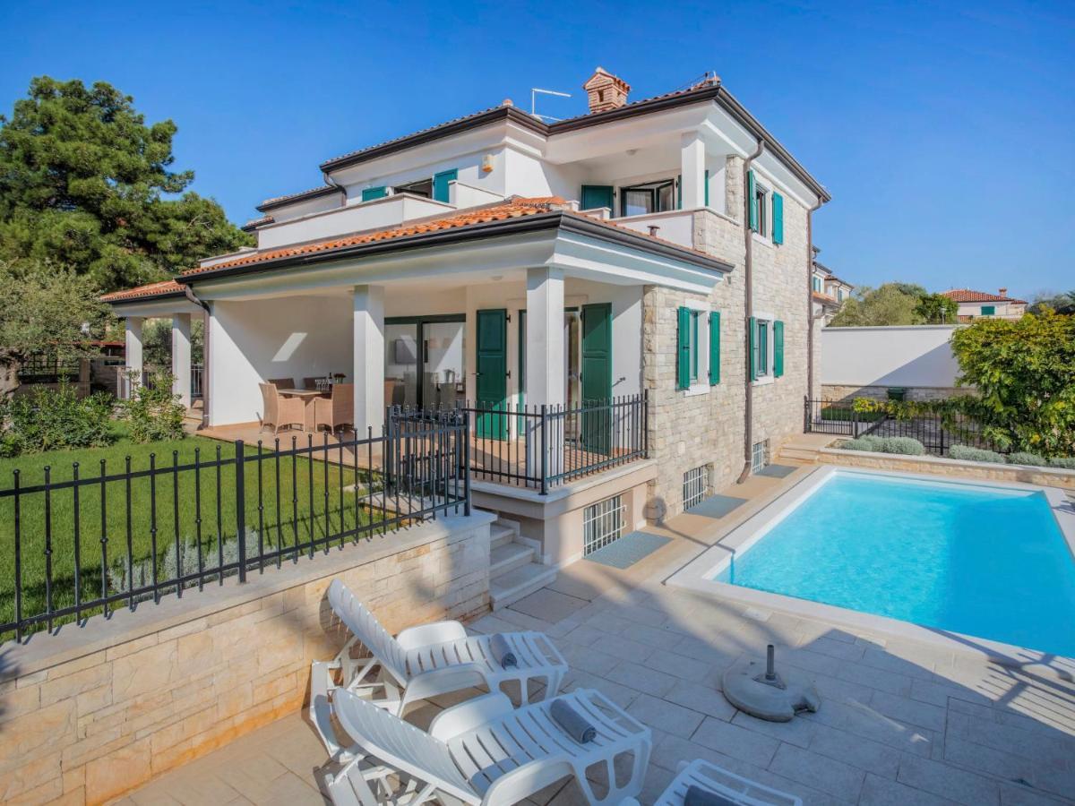 Holiday Home Villa Beach Front By Interhome Savudrija Ngoại thất bức ảnh